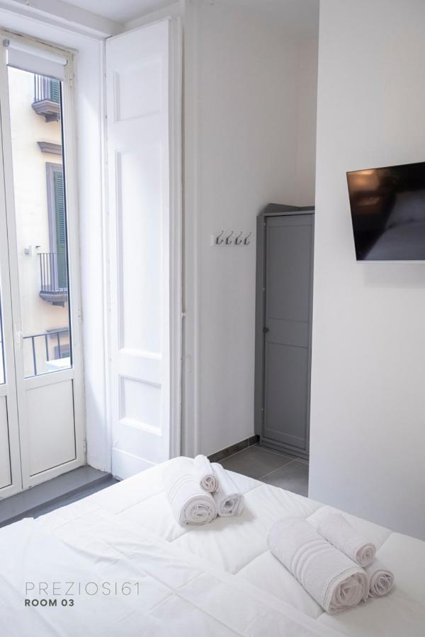 Preziosi 61 Apartment Napoli Bagian luar foto